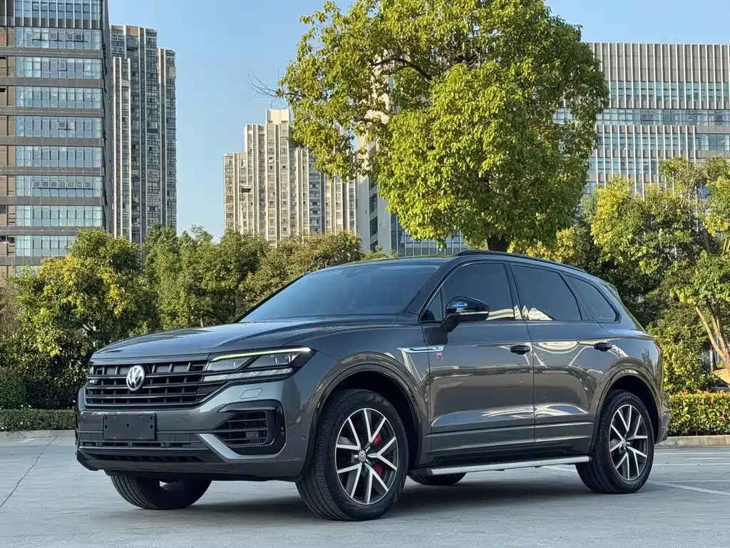Volkswagen Touareg — миниатюра 2