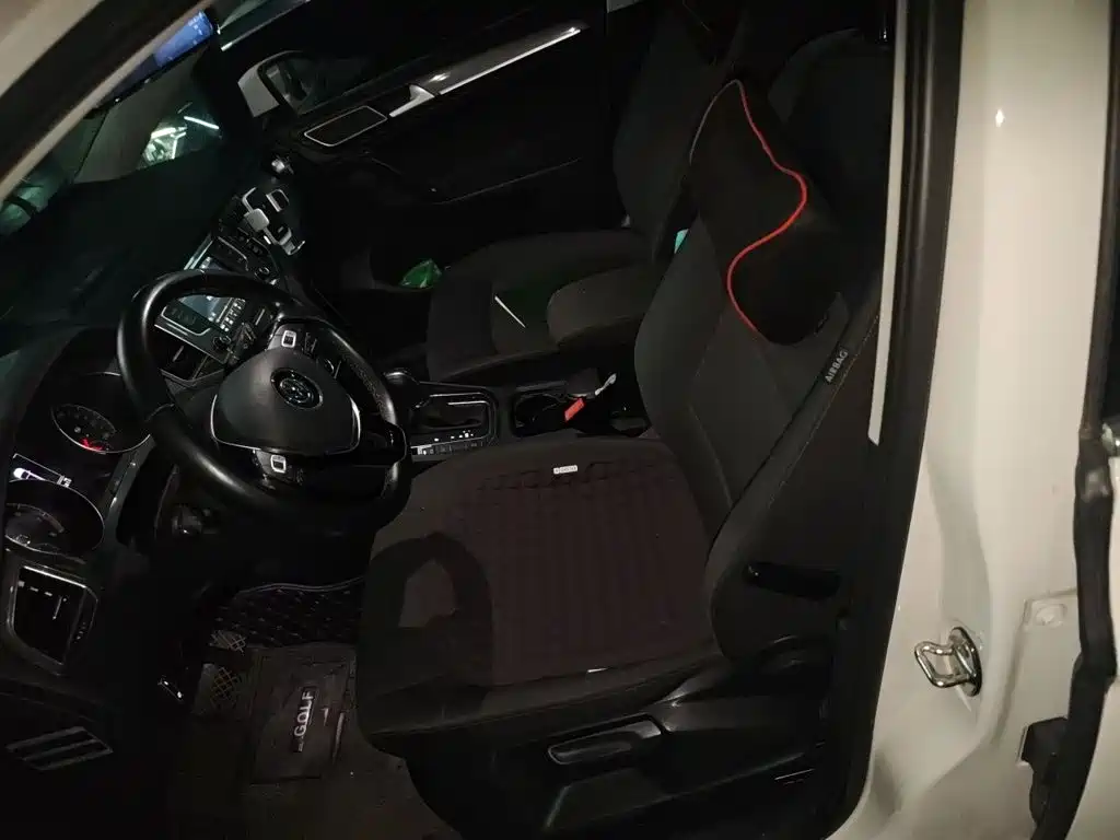 Volkswagen Golf Sportsvan — миниатюра 16