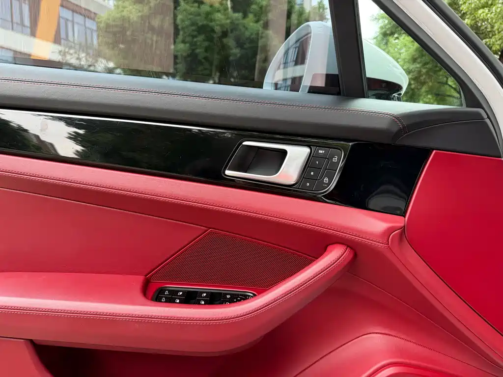 Porsche Panamera — миниатюра 14