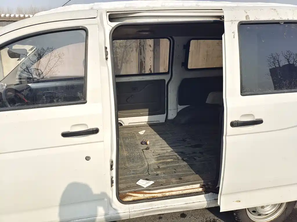 WULING WULING RONGGUANG V