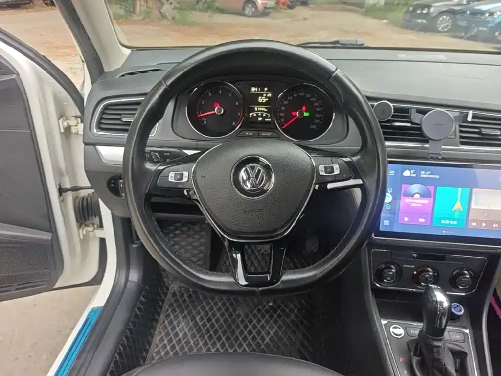 Volkswagen Gran Lavida — миниатюра 11