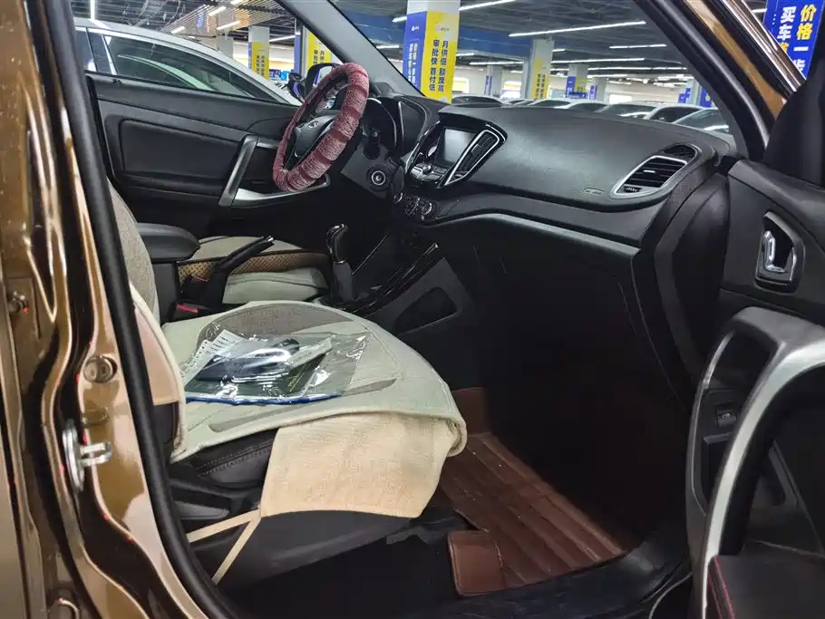 Chery Tiggo 5 5 2014 2.0L MT