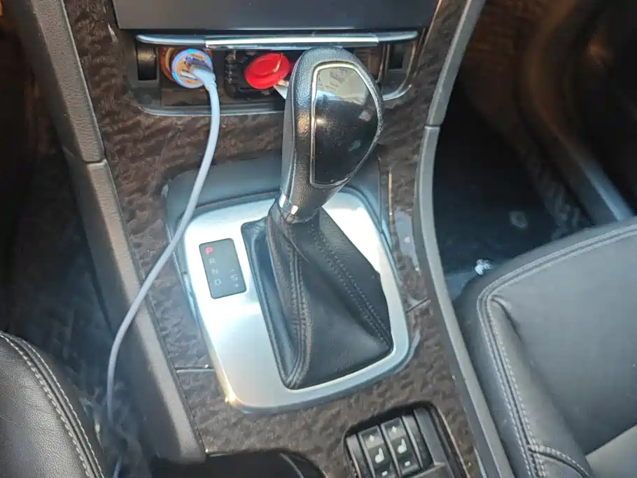 Ford Mondeo — миниатюра 16