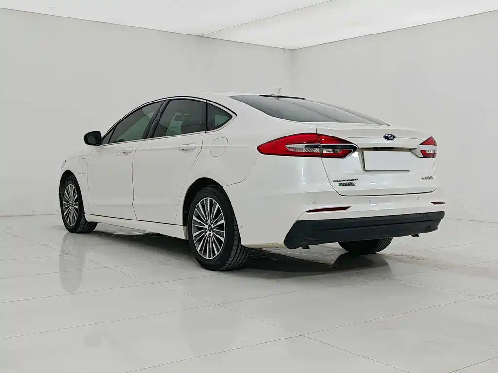 Ford Mondeo 2018 2.0 PHEV Fashion VI