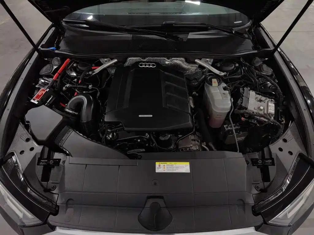 Audi A6L — миниатюра 6