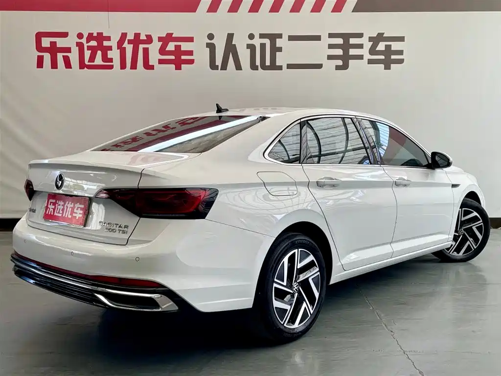 Volkswagen Sagitar 2023 300TSI DSG