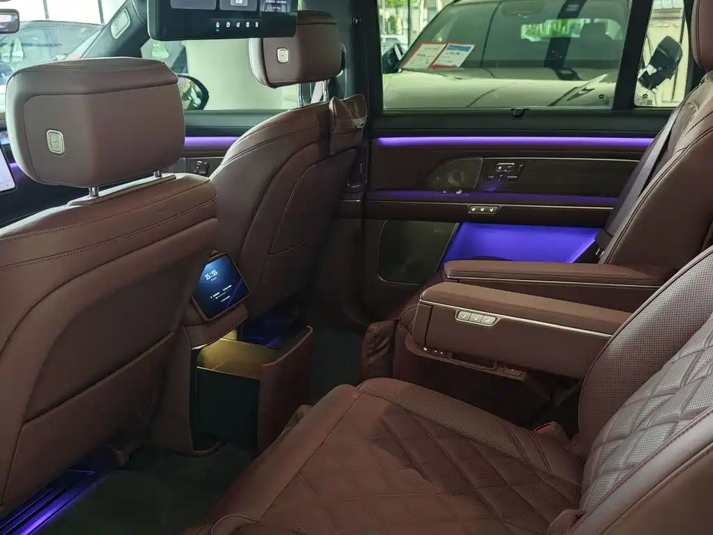 NIO ES8 2026 мест Executive Luxury