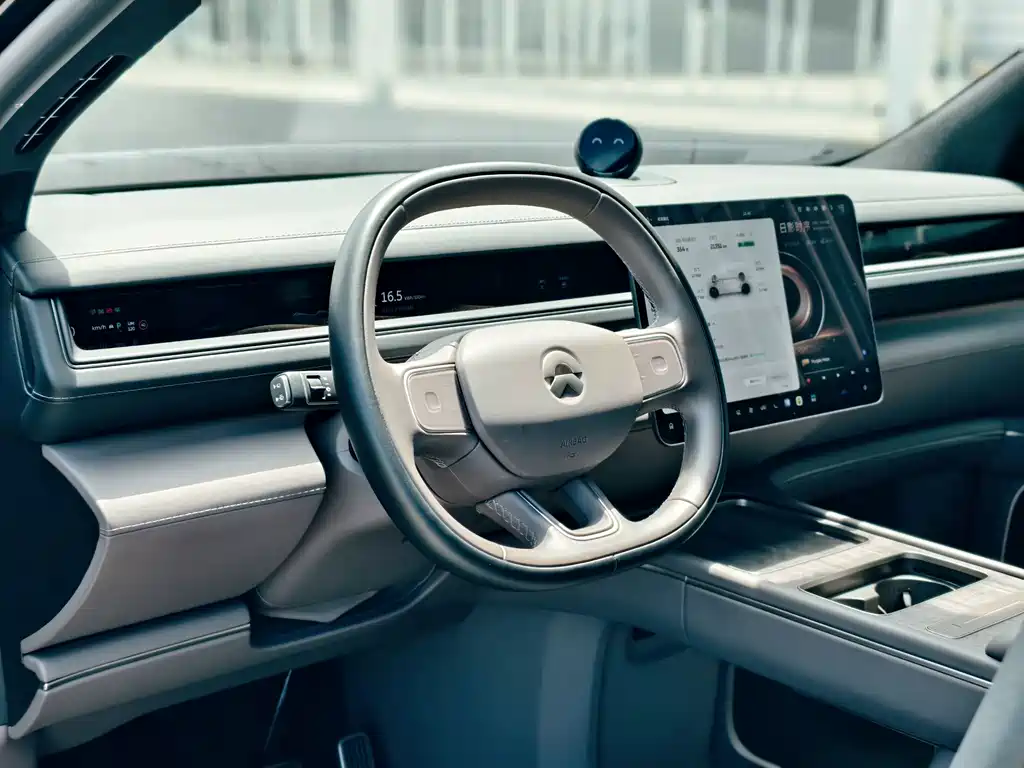 NIO ES8 — миниатюра 13