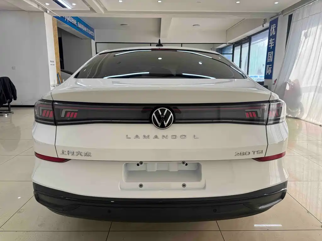 VOLKSWAGEN LINGDU