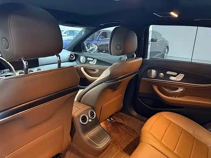 Mercedes-Benz E-Class E 2023 E 300 L Sport Luxury