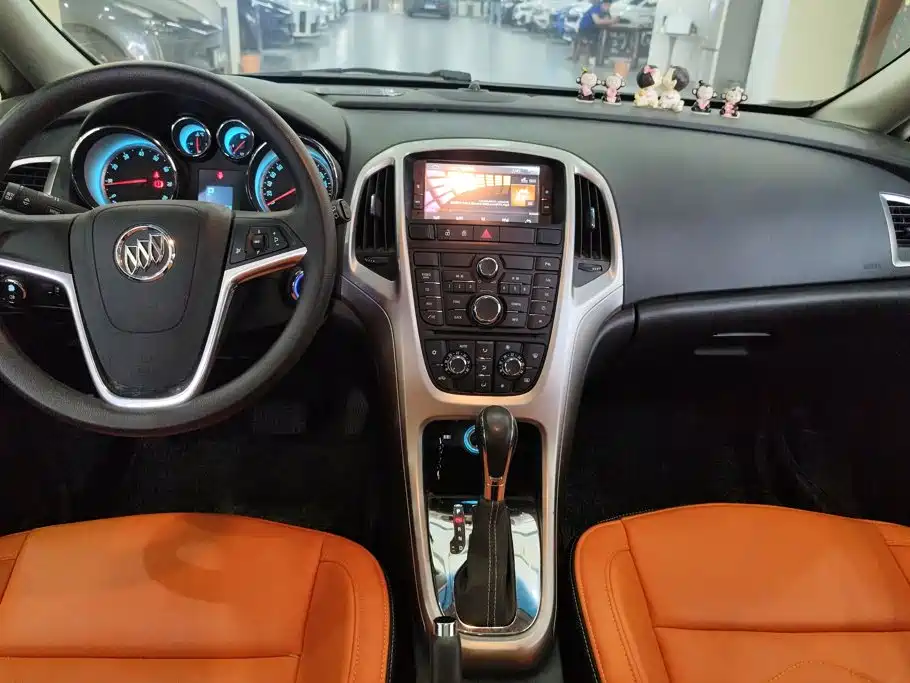 Buick Excelle — миниатюра 12