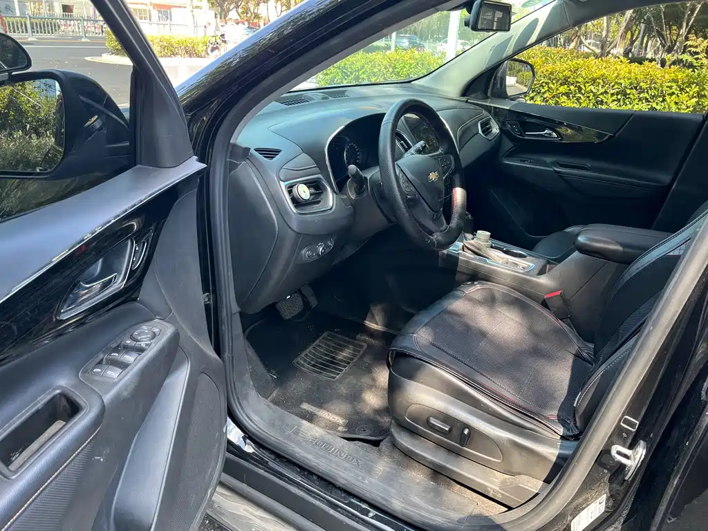 Chevrolet Equinox — миниатюра 8