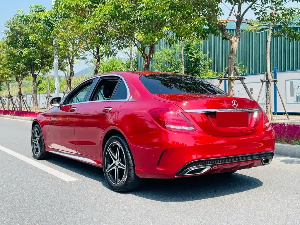Mercedes-Benz C-Class — миниатюра 6