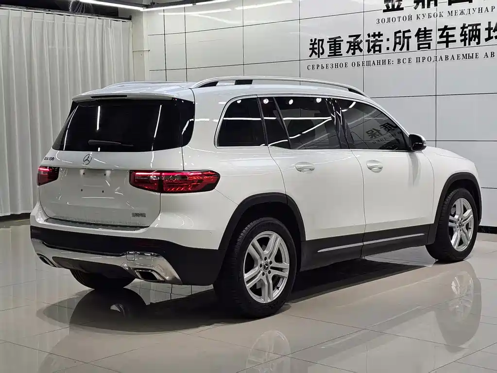 Mercedes-Benz GLB — миниатюра 4