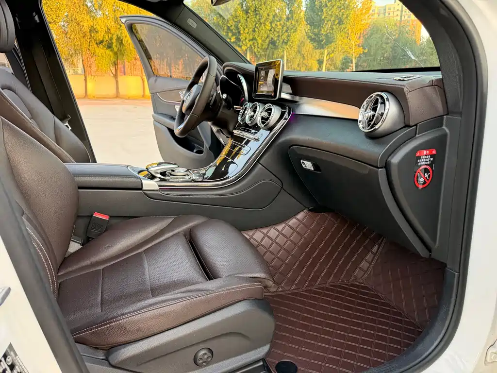 Mercedes-Benz GLC — миниатюра 10