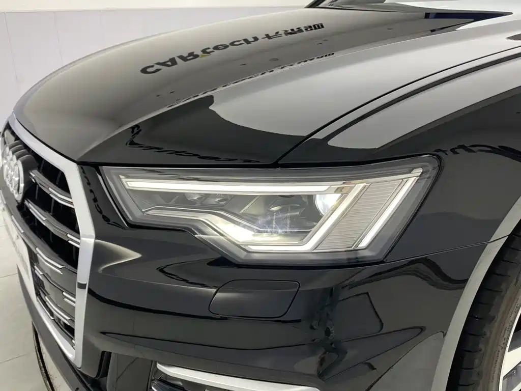 Audi A6L 2025 40 TFSI Luxury