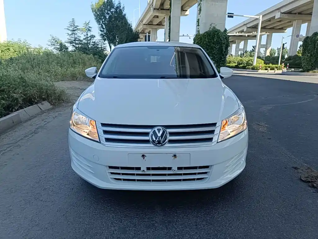 Volkswagen Santana — миниатюра 3