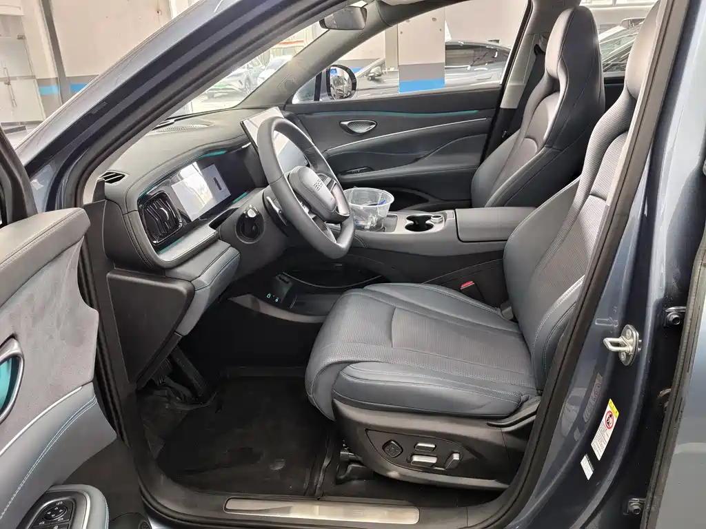 BYD SEA LION 07 DM I