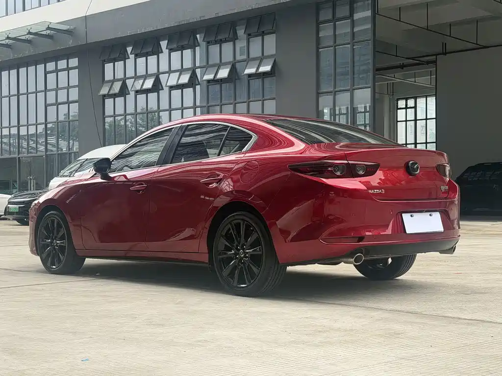Mazda 3 Axela — миниатюра 11