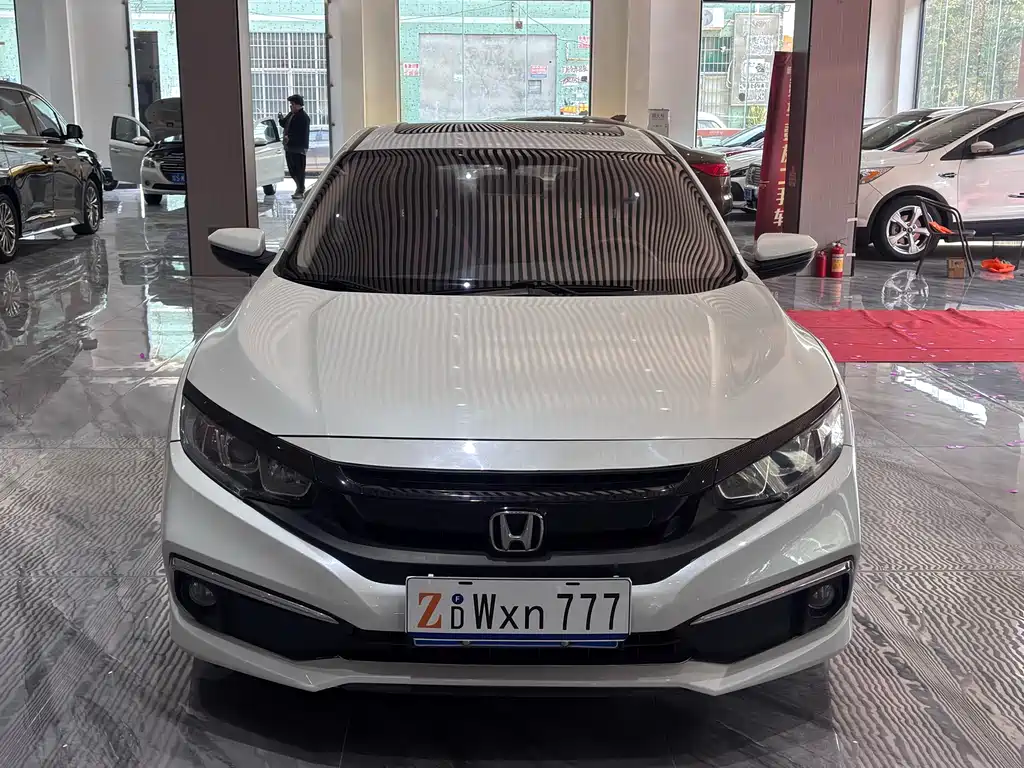 Honda Civic 2019 180TURBO CVT V
