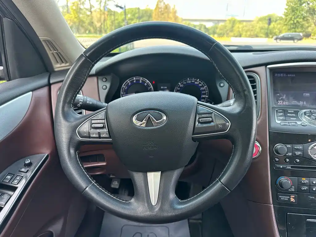 Infiniti QX50 — миниатюра 17