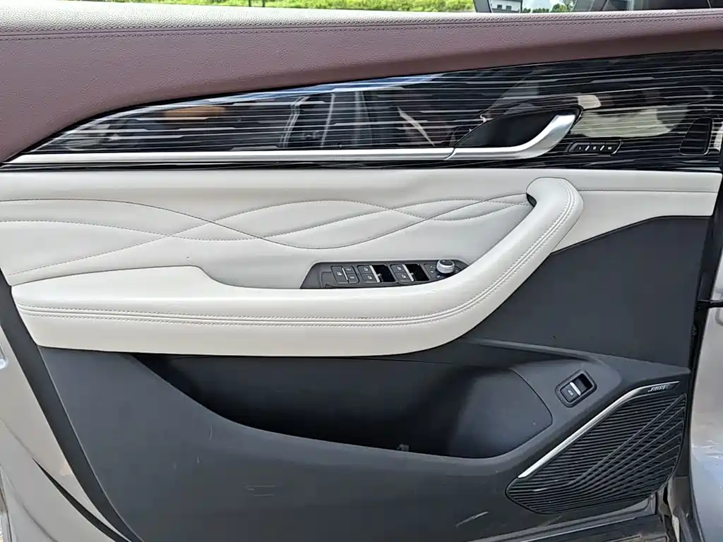 Geely Xingyue L — миниатюра 6