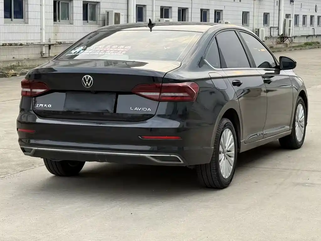 Volkswagen Lavida — миниатюра 11