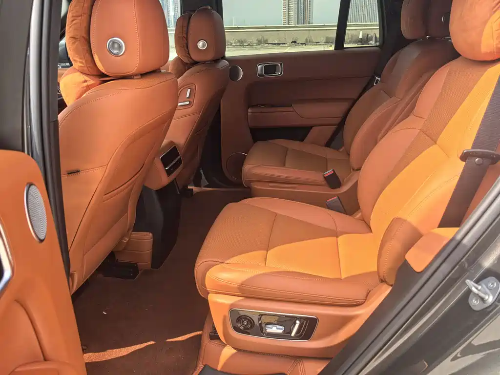 Li Auto Li L8 — миниатюра 10