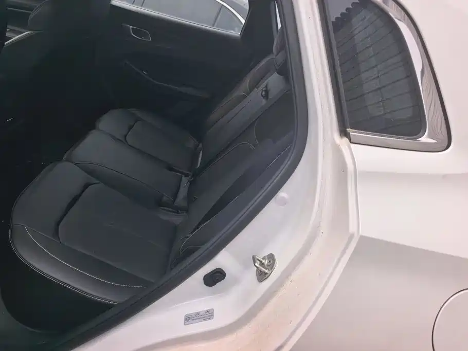 Changan CS55PLUS PHEV — миниатюра 11