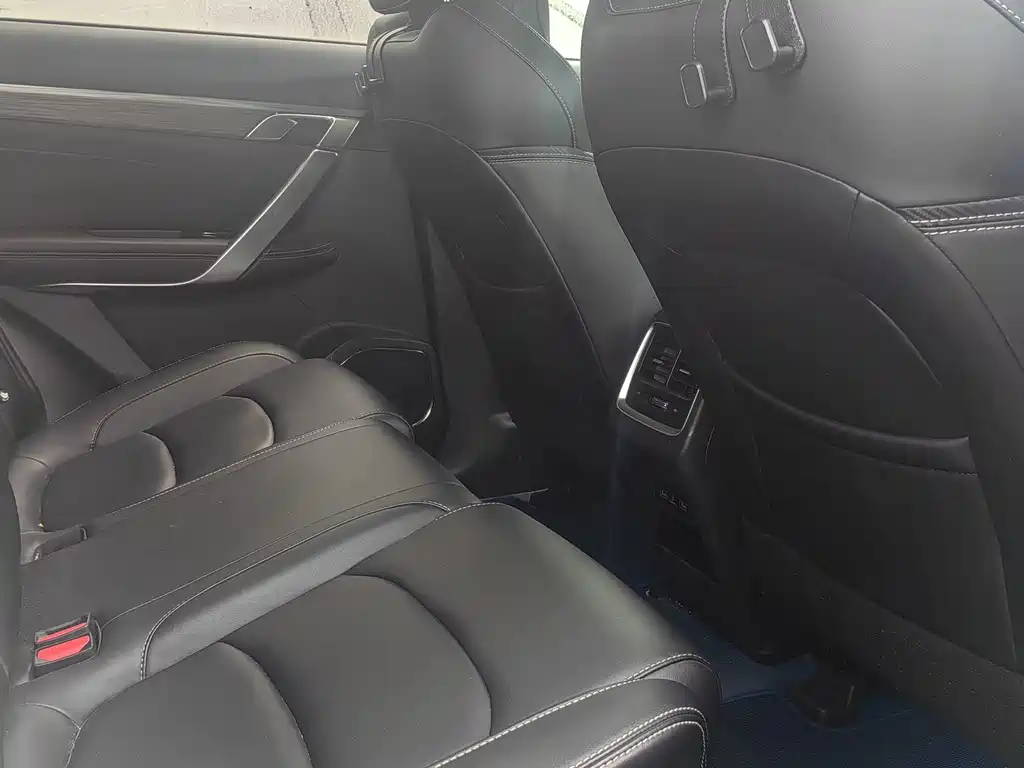 Geely Boyue — миниатюра 13