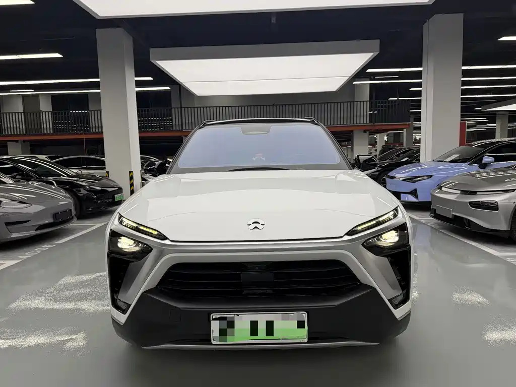 NIO ES8 — миниатюра 2