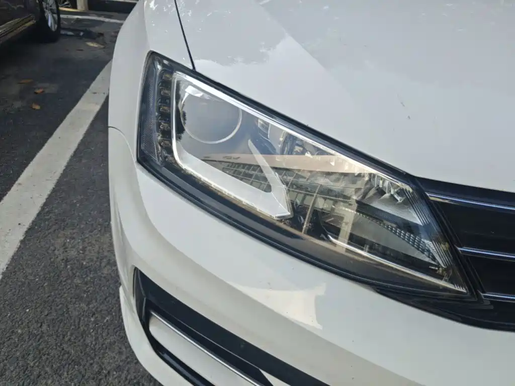 Volkswagen Sagitar — миниатюра 11