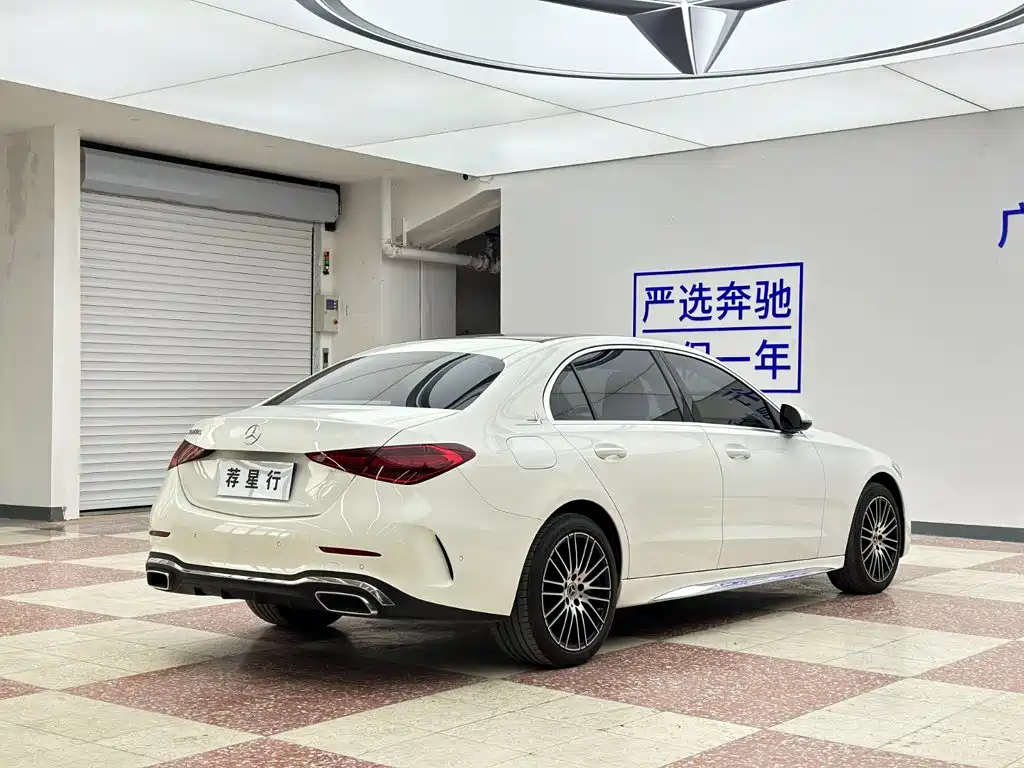 Mercedes-Benz C-Class — миниатюра 8