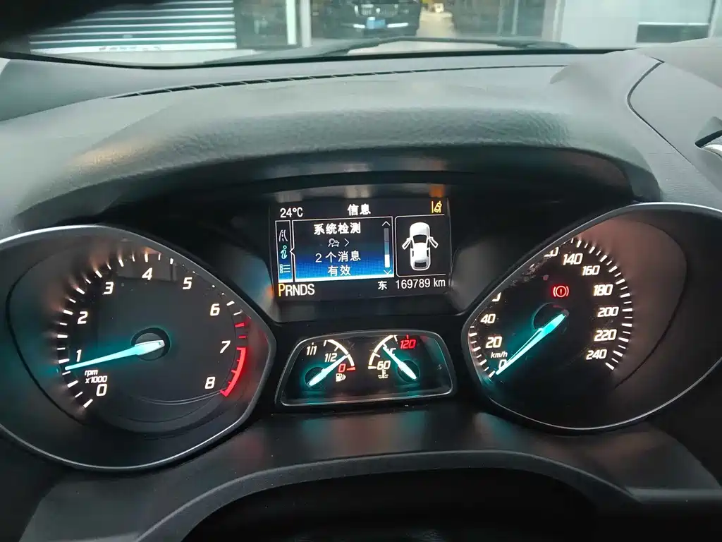 Ford Kuga — миниатюра 4