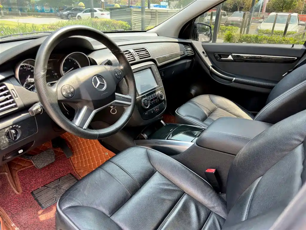 Mercedes-Benz R 2014 R 320 4MATIC Luxury