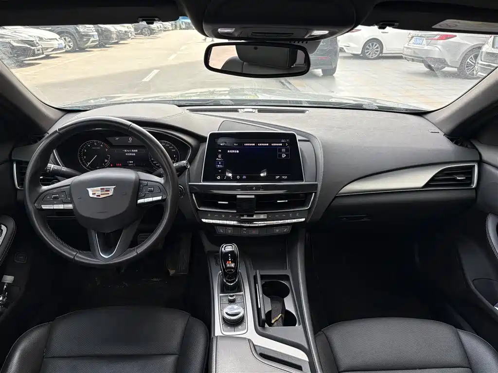 Cadillac CT5 — миниатюра 5