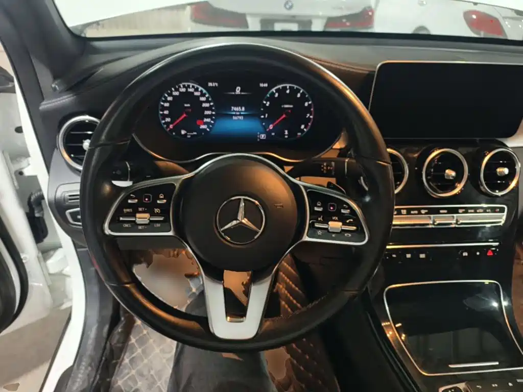 Mercedes-Benz GLC Coupe — миниатюра 11