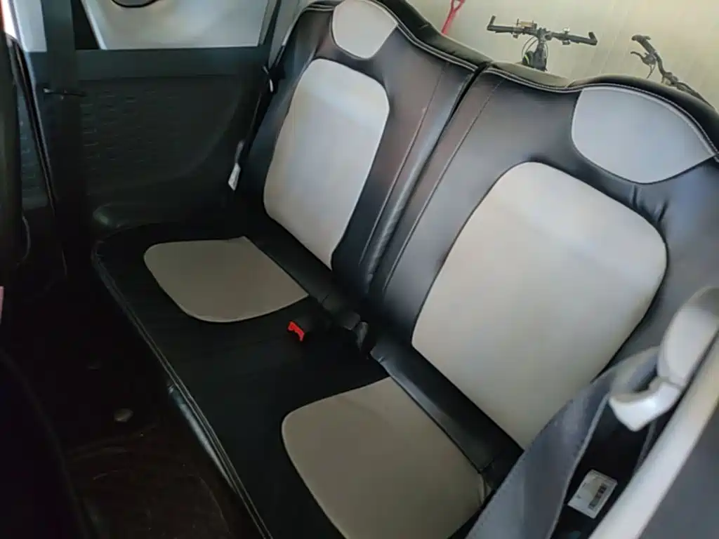 Wuling MINIEV — миниатюра 17