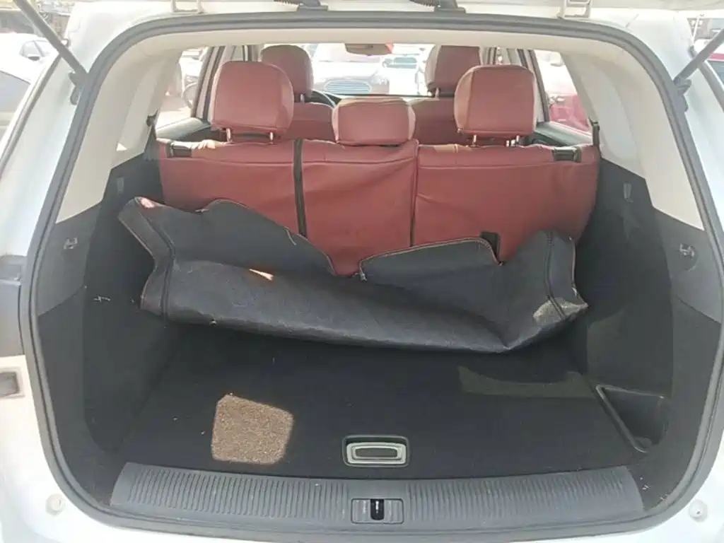 Roewe RX5 MAX — миниатюра 19