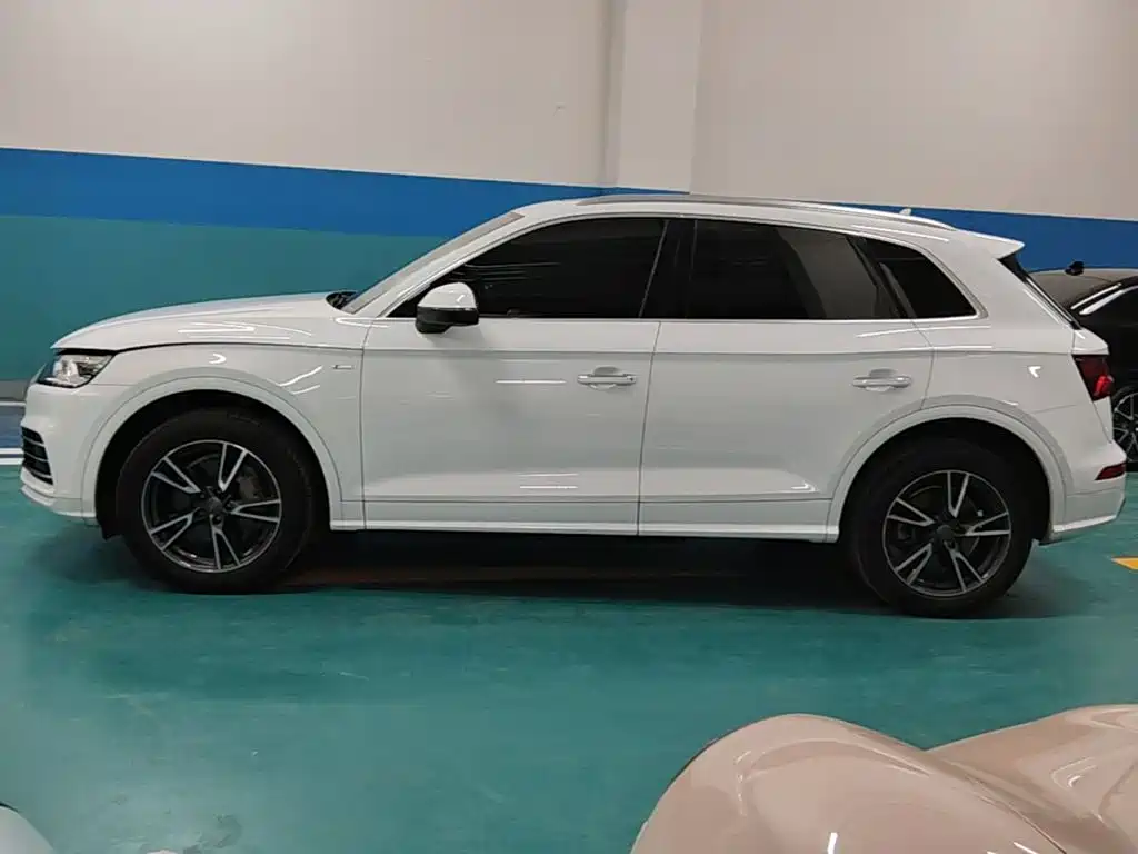Audi Q5L — миниатюра 25