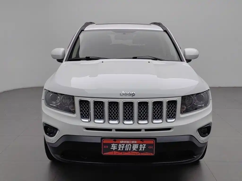 Jeep Compass (Import) — миниатюра 3