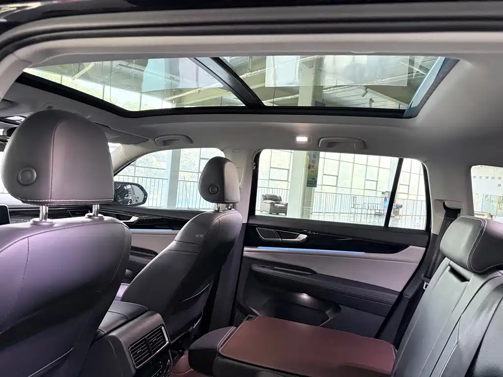 Volkswagen Teramont — миниатюра 11