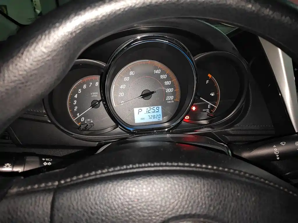 TOYOTA YARIS L ZHIXUAN