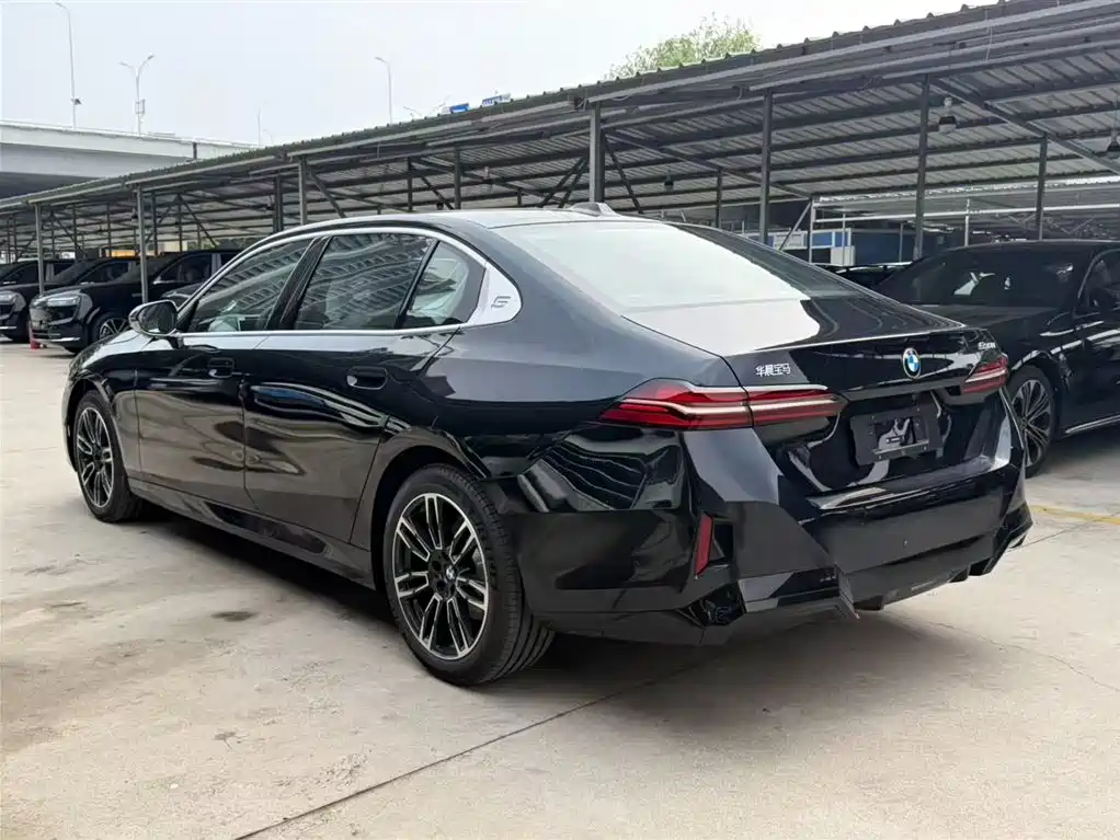 BMW 5 Series 5 2026 530Li Lead M Sport