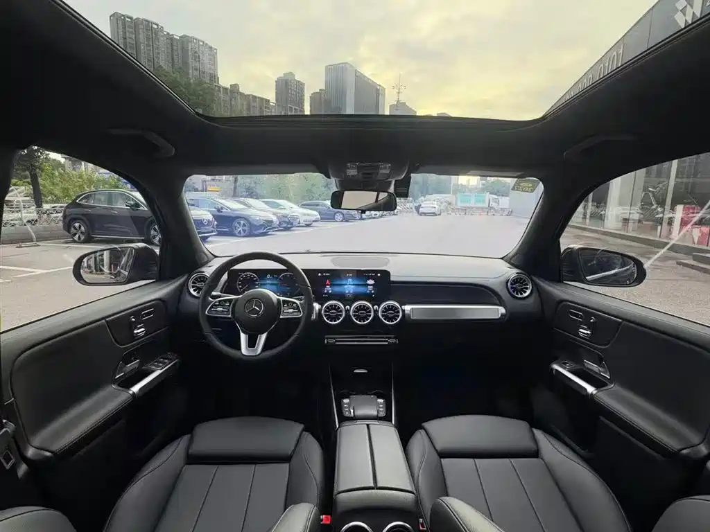Mercedes-Benz EQB — миниатюра 18