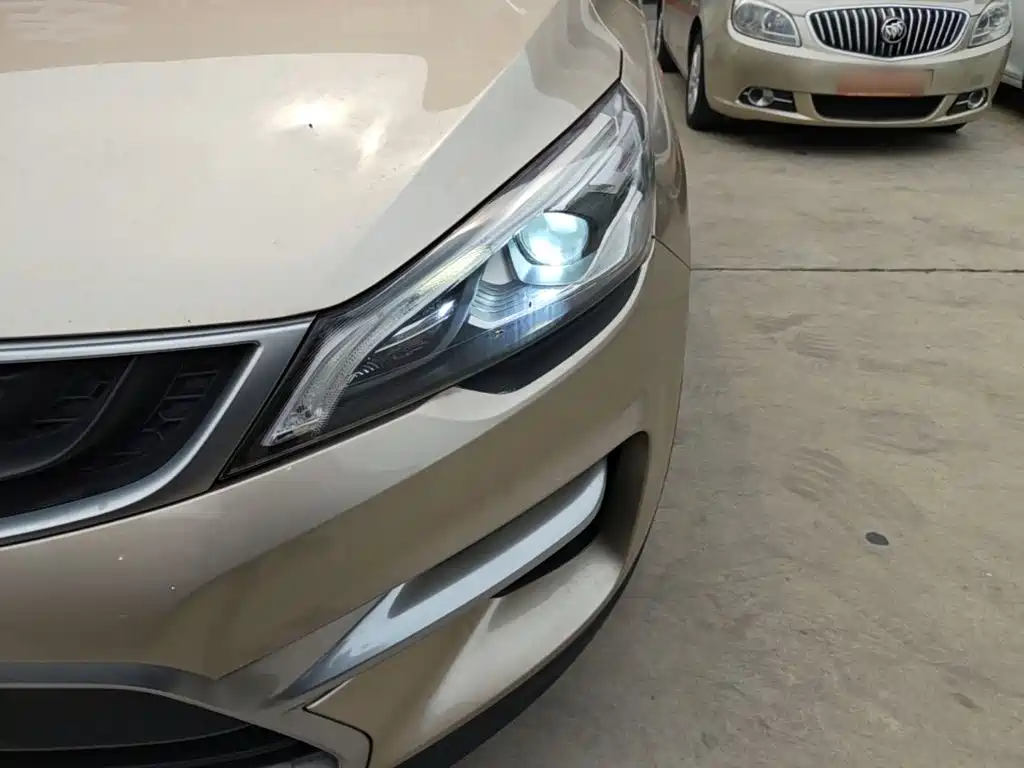 Geely Emgrand GS — миниатюра 24