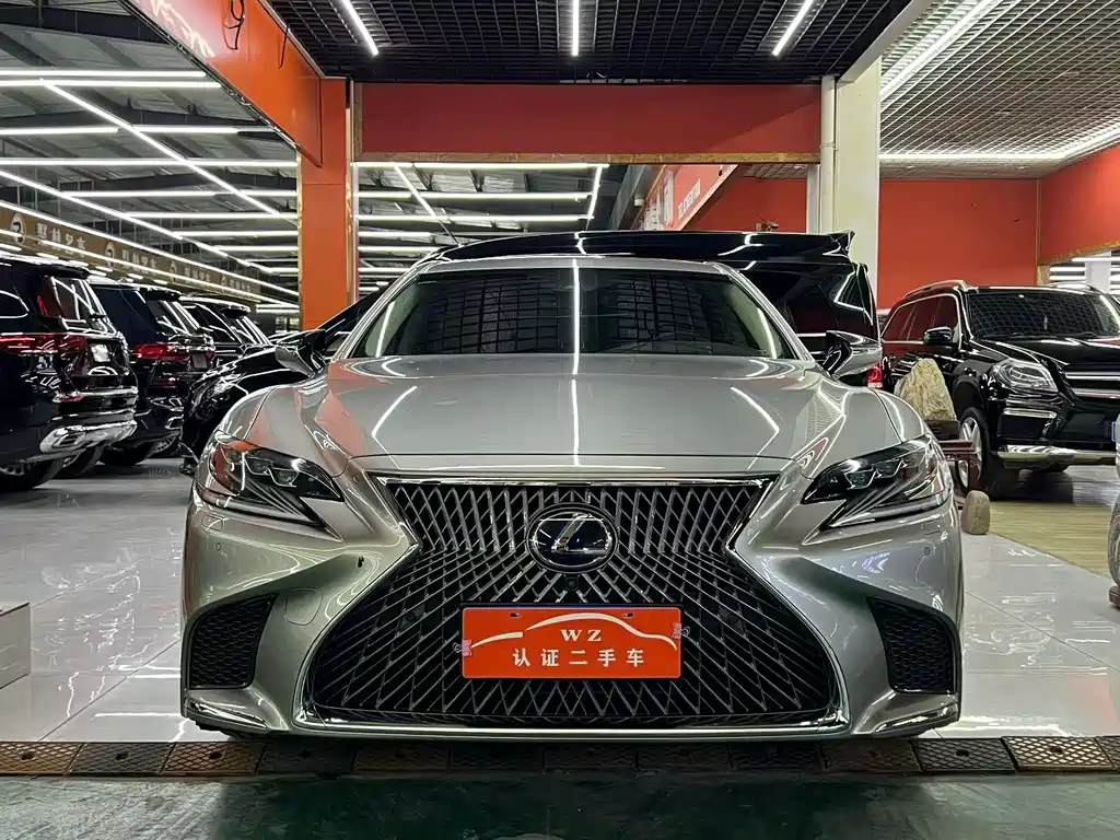 Lexus LS — миниатюра 2