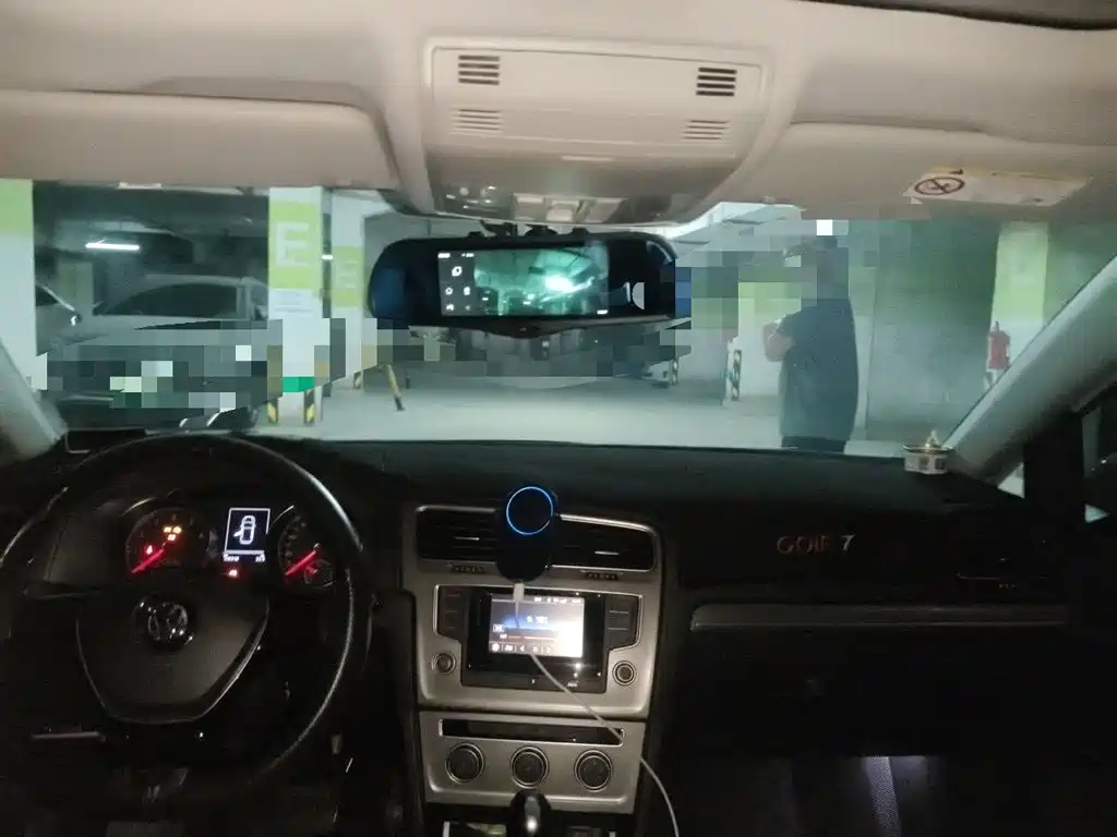 Volkswagen Golf — миниатюра 14