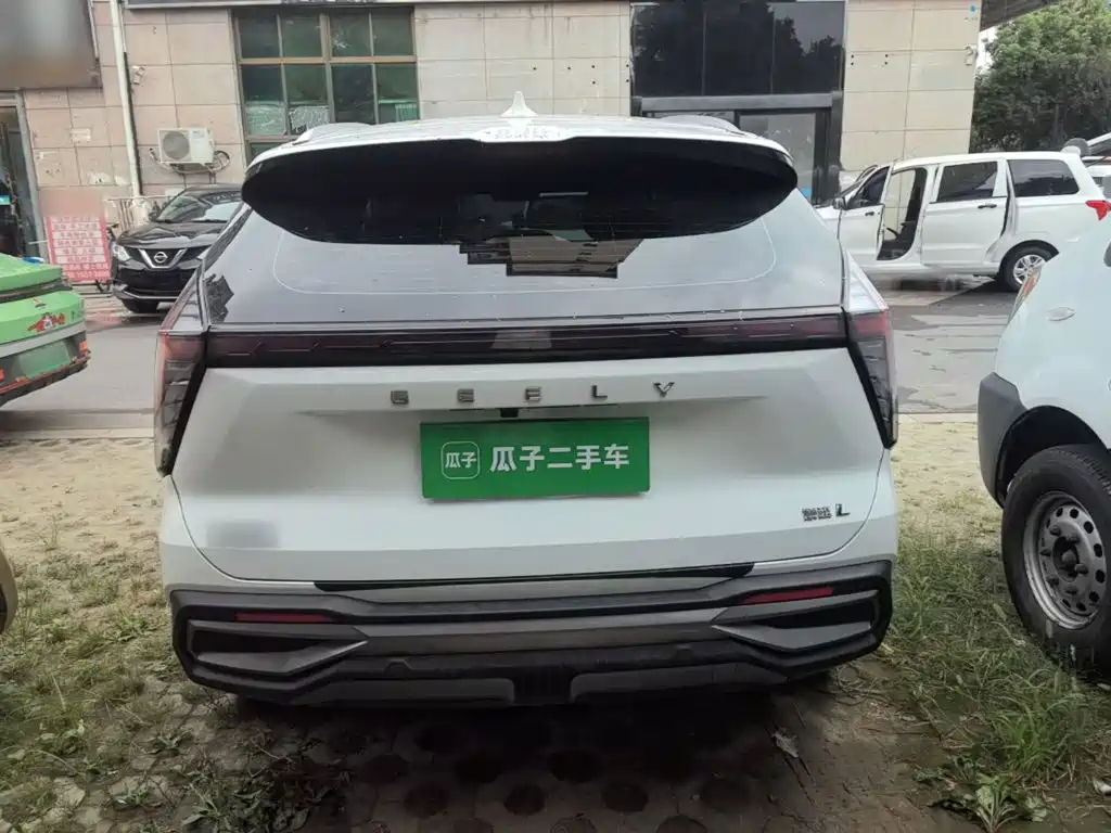 Geely Boyue L — миниатюра 6