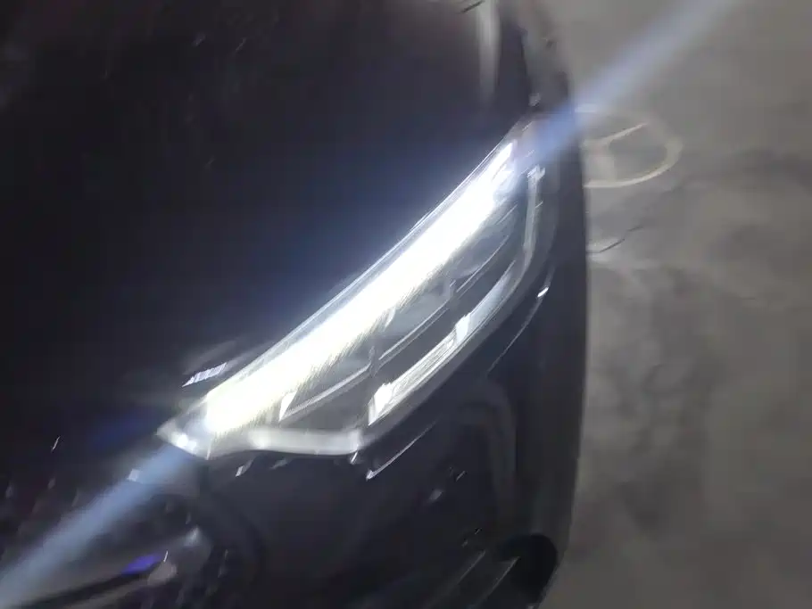 Mercedes-Benz GLC 2024 GLC 300 L 4MATIC 5 мест